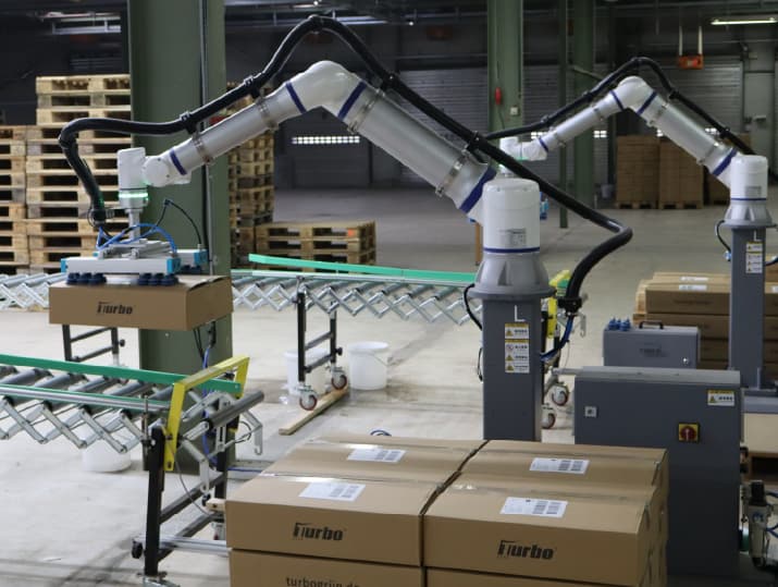 Dobozhajtogatás cobot Hunify
