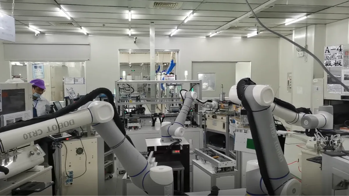 kollaboratív robot gépkiszolgálás Hunify